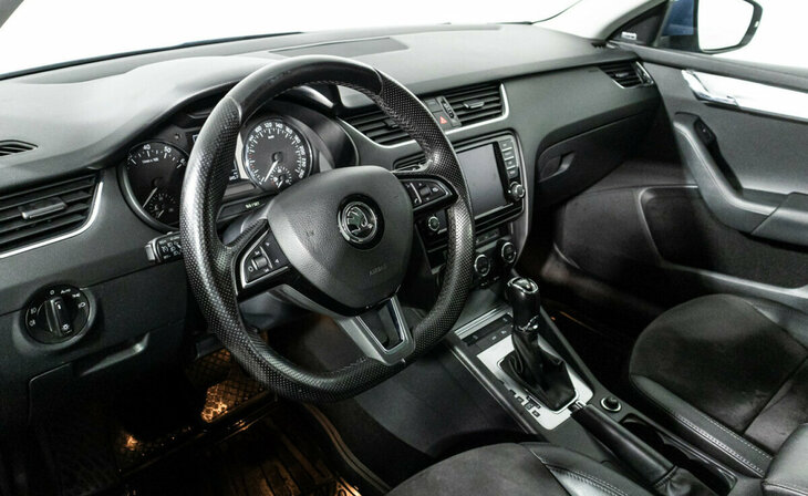 Skoda Octavia - Фото 6