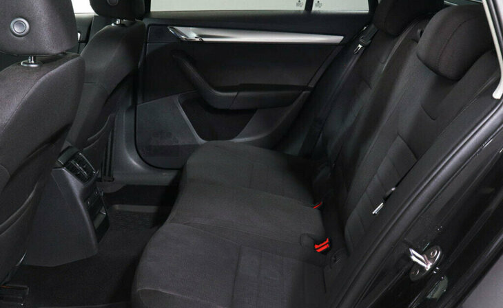 Skoda Octavia - Фото 13