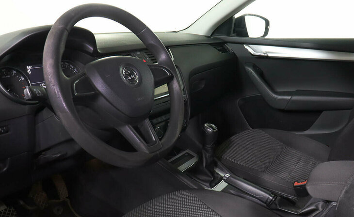 Skoda Octavia - Фото 9