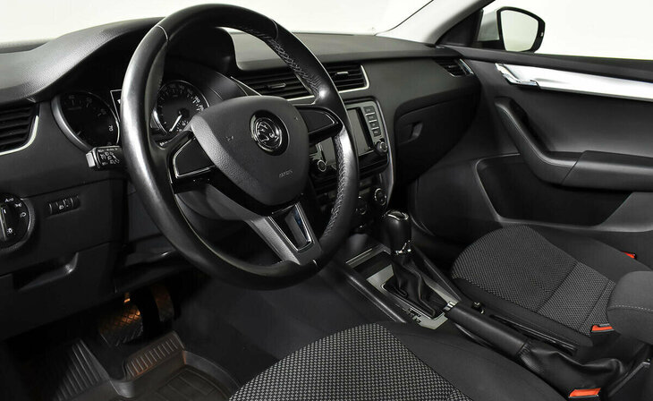 Skoda Octavia - Фото 10