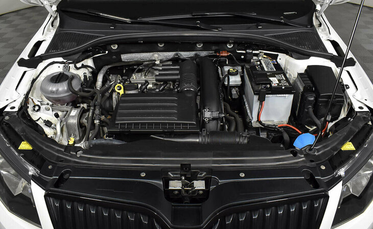 Skoda Octavia - Фото 7