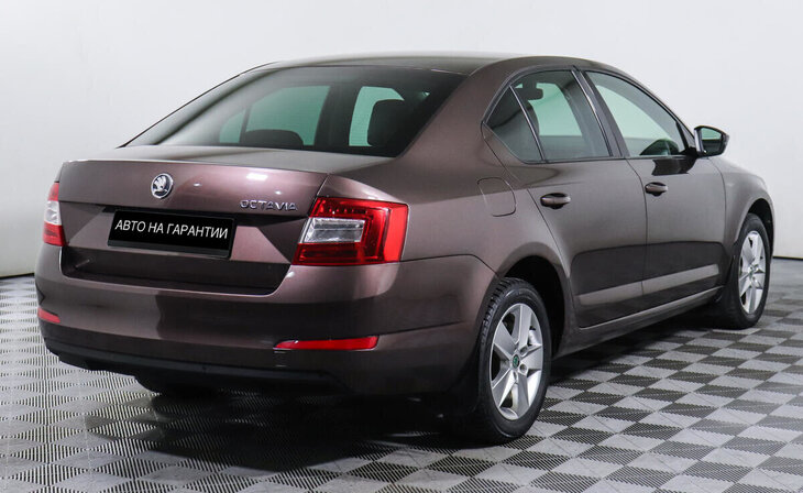 Skoda Octavia - Фото 2