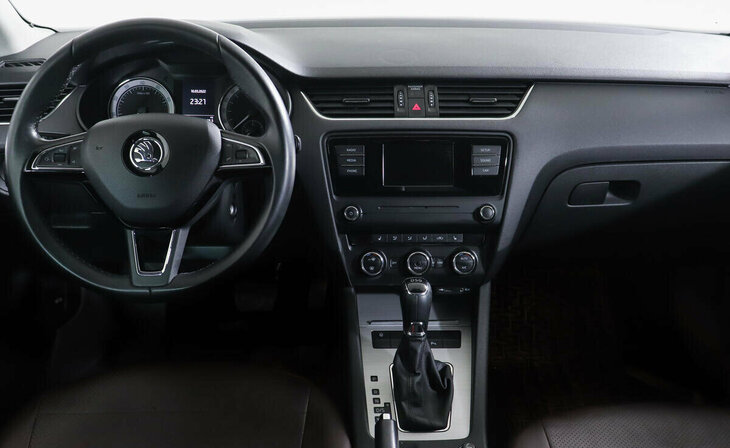 Skoda Octavia - Фото 5