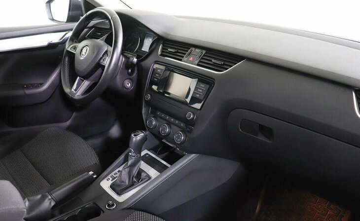 Skoda Octavia - Фото 4