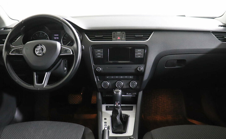 Skoda Octavia - Фото 5