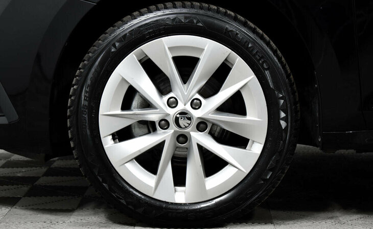 Skoda Octavia - Фото 5