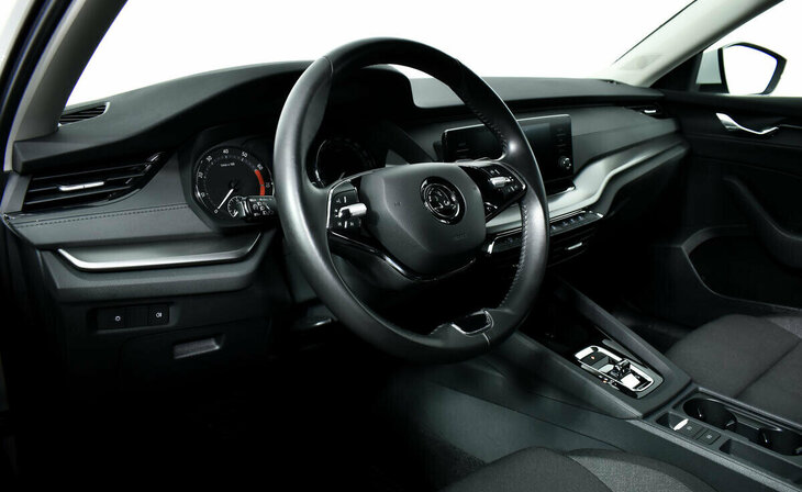 Skoda Octavia - Фото 7