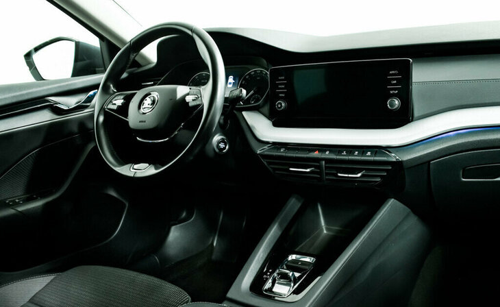 Skoda Octavia - Фото 8