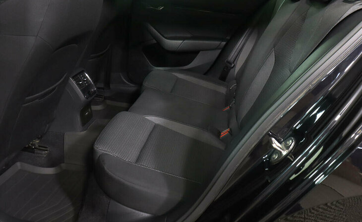 Skoda Octavia - Фото 14