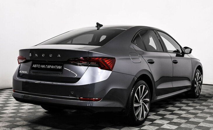 Skoda Octavia - Фото 4