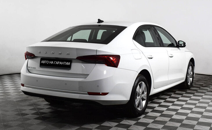 Skoda Octavia - Фото 2