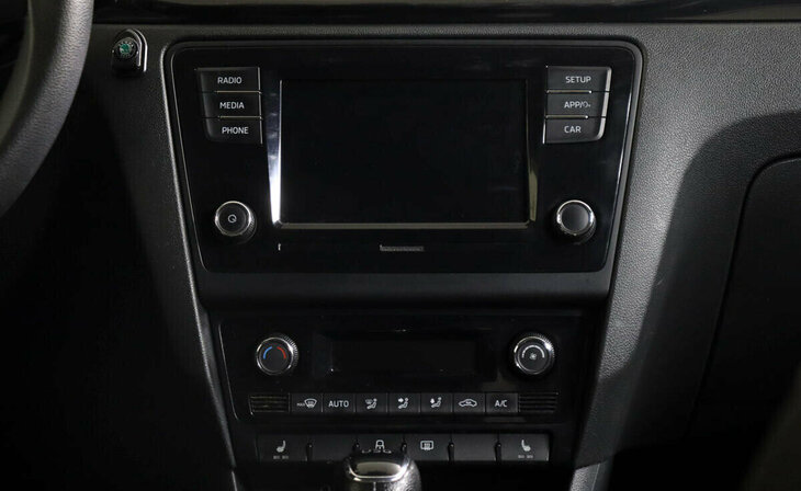 Skoda Rapid - Фото 12