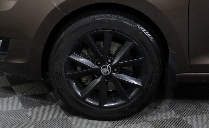 Skoda Rapid - Фото 7