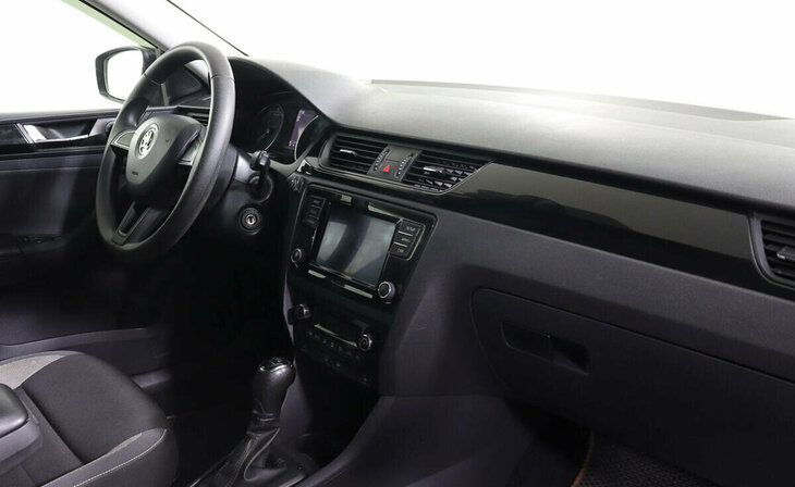 Skoda Rapid - Фото 8