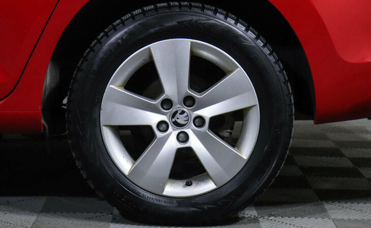 Skoda Rapid - Фото 4