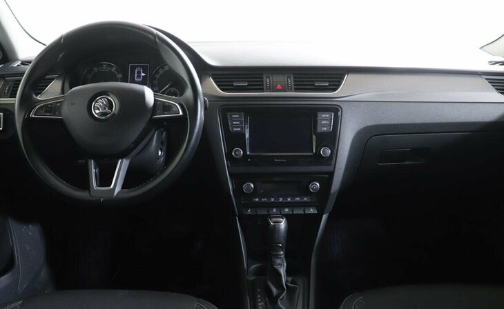 Skoda Rapid - Фото 6