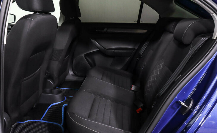 Skoda Rapid - Фото 13