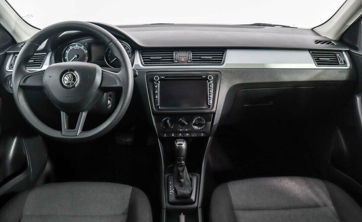 Skoda Octavia - Фото 6