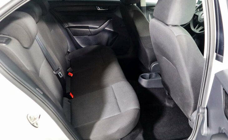 Skoda Octavia - Фото 7