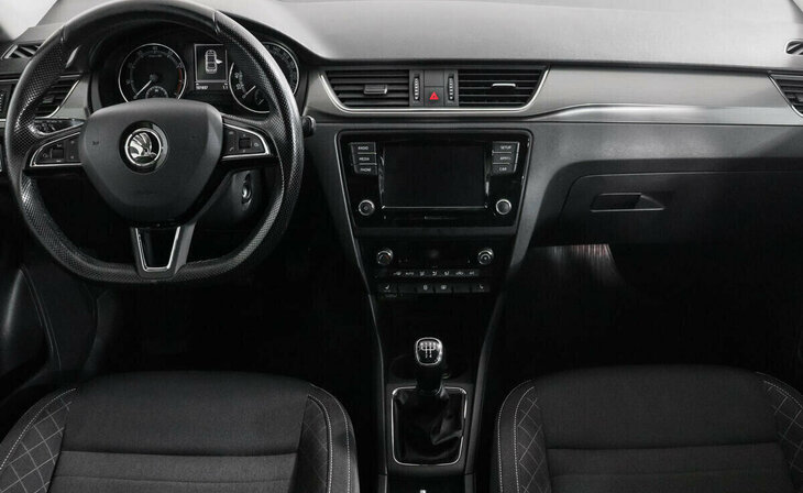 Skoda Rapid - Фото 7