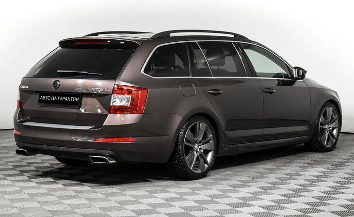 Skoda Octavia - Фото 4