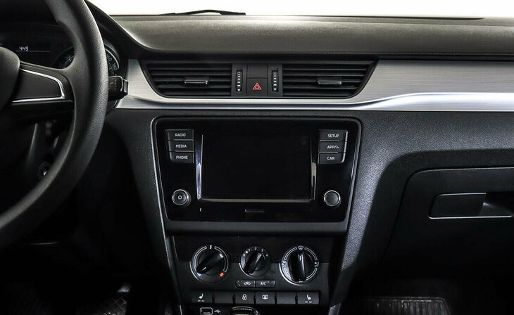 Skoda Rapid - Фото 10