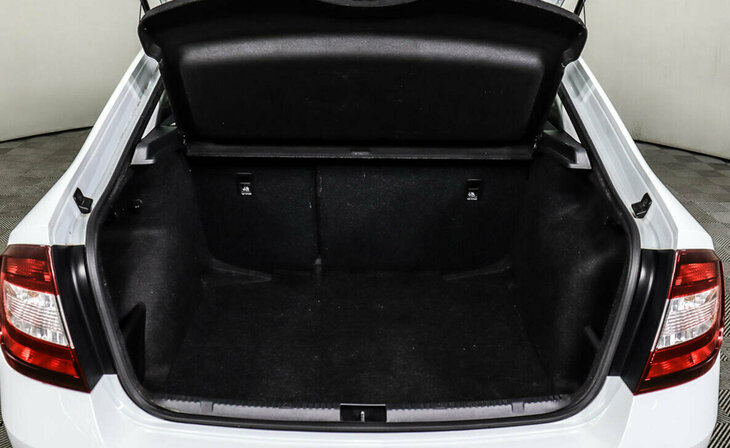 Skoda Rapid - Фото 13