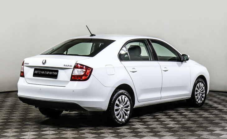 Skoda Rapid - Фото 2