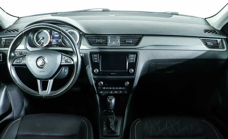 Skoda Rapid - Фото 10