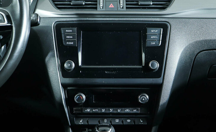 Skoda Rapid - Фото 13