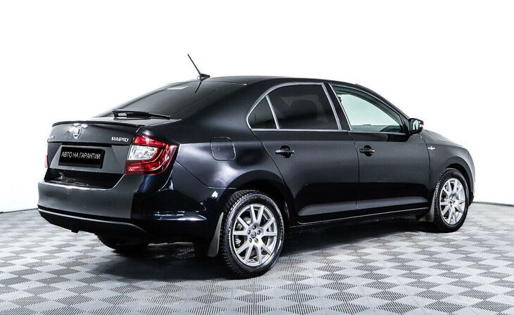 Skoda Rapid - Фото 4