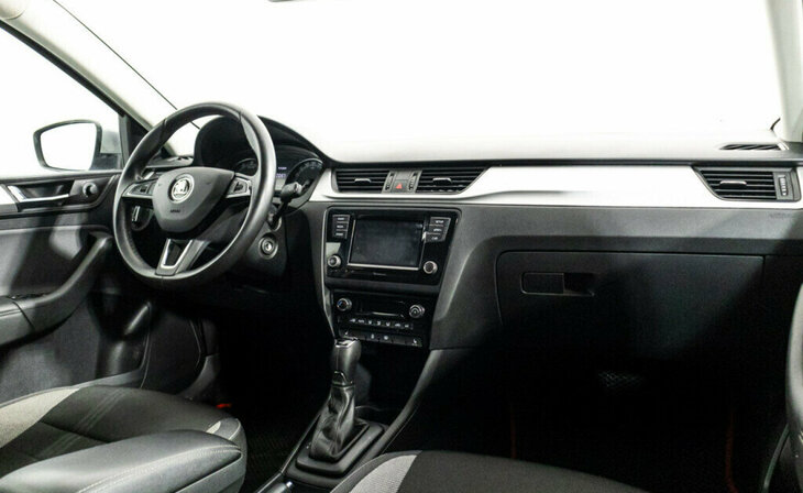 Skoda Rapid - Фото 4