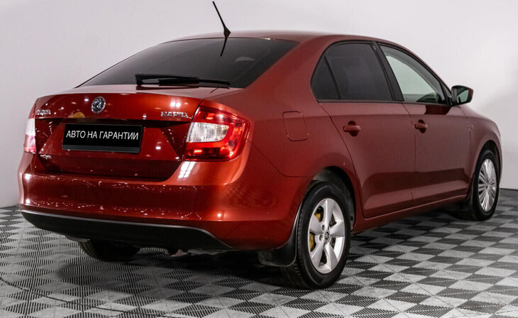 Skoda Rapid - Фото 2