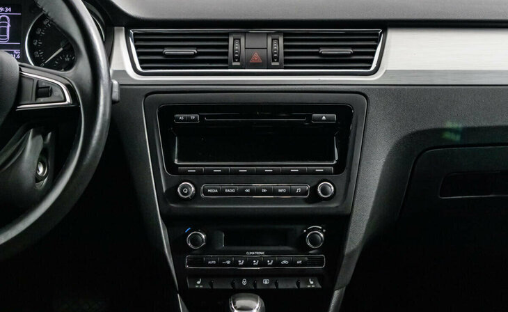 Skoda Rapid - Фото 7