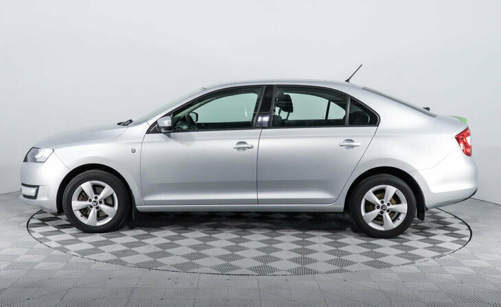 Skoda Rapid - Фото 2
