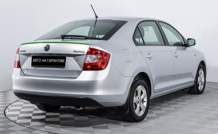 Skoda Rapid - Фото 4