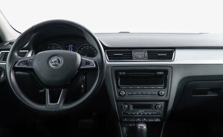 Skoda Rapid - Фото 7