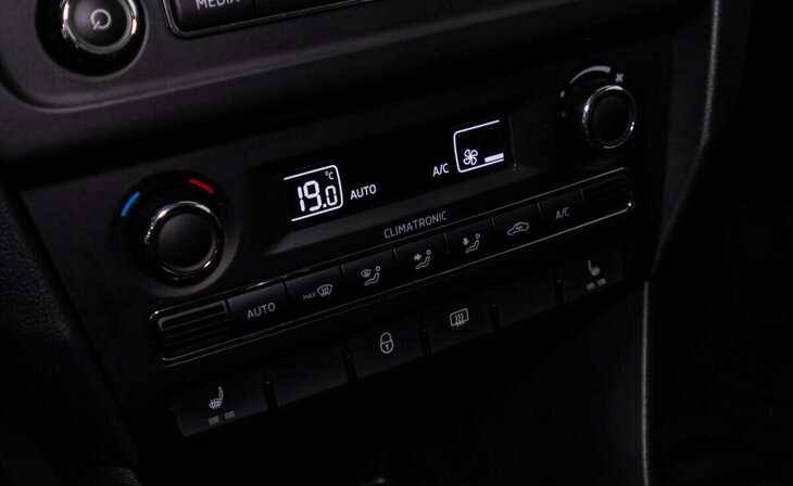 Skoda Rapid - Фото 8