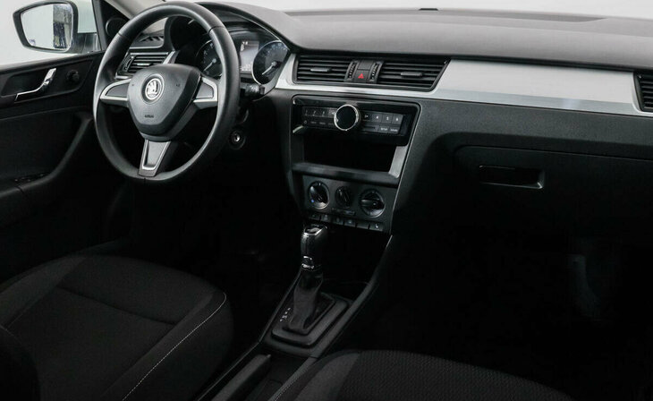 Skoda Rapid - Фото 4