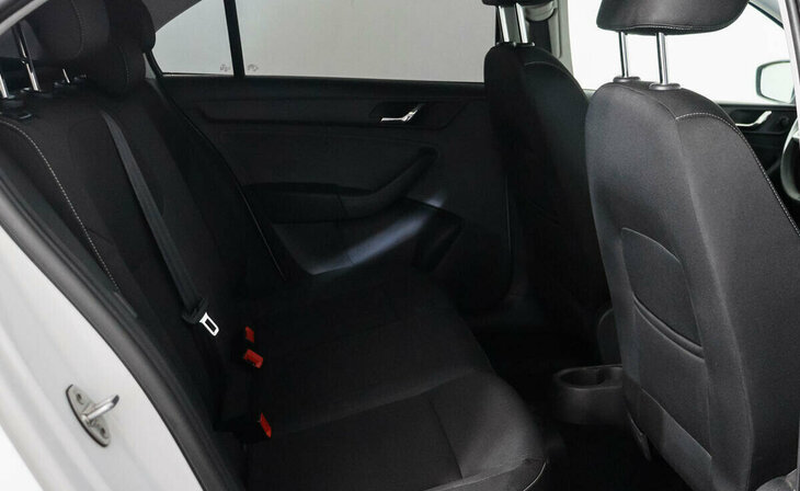 Skoda Rapid - Фото 7
