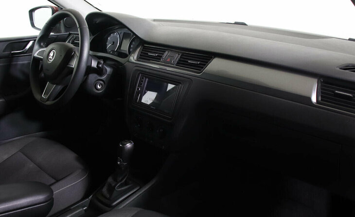 Skoda Rapid - Фото 4
