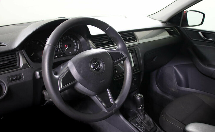 Skoda Rapid - Фото 6