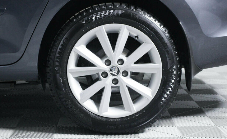 Skoda Rapid - Фото 4