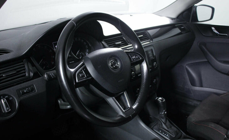 Skoda Rapid - Фото 7