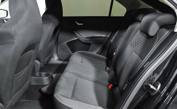 Skoda Rapid - Фото 12