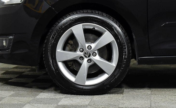 Skoda Rapid - Фото 4