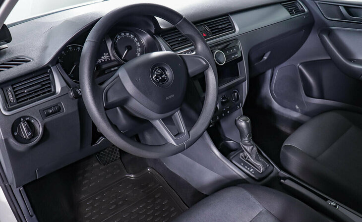 Skoda Rapid - Фото 8