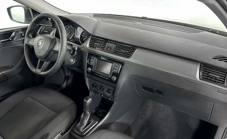 Skoda Rapid - Фото 4