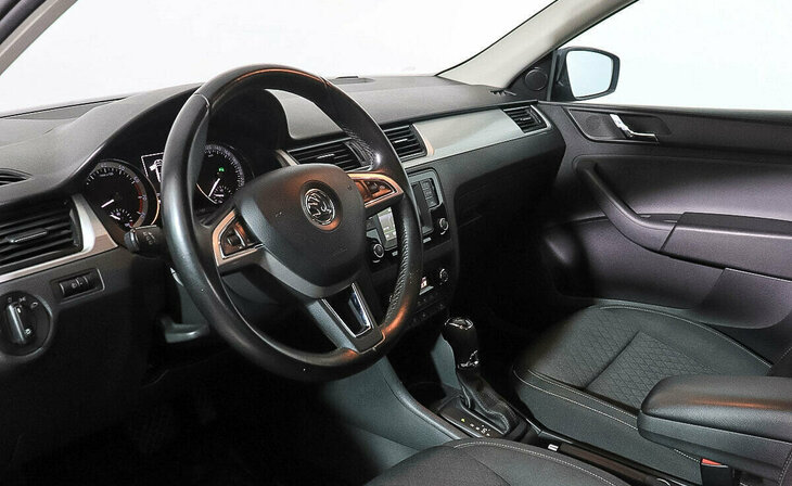 Skoda Rapid - Фото 6