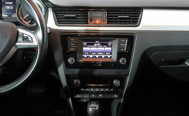 Skoda Rapid - Фото 8